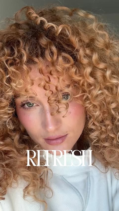 Instagram post by @ringlet.riss for CURLSMITH. Caption reads: [...] head!! this is my quick fix using my....
