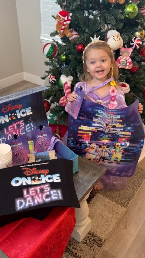 Instagram post by @britt_true_ for Disney On Ice. Caption reads: [...] 💖✨Celebrate the season with Disney On Ice....