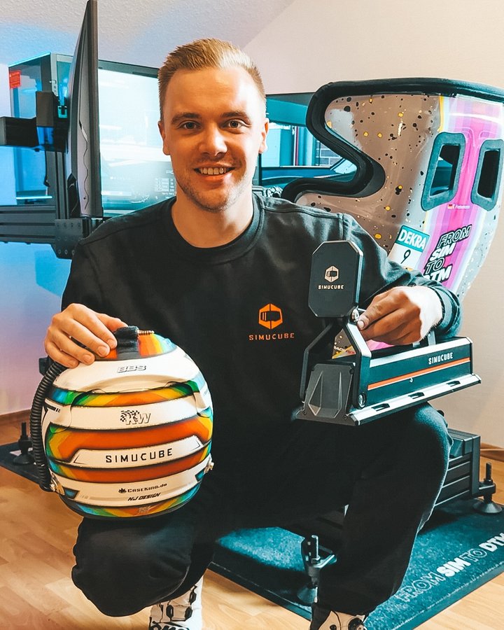 Instagram post by @tim.heinemann for SIMUCUBE. Caption reads: Official Simucube Ambassador 😎🎮

As many of you....