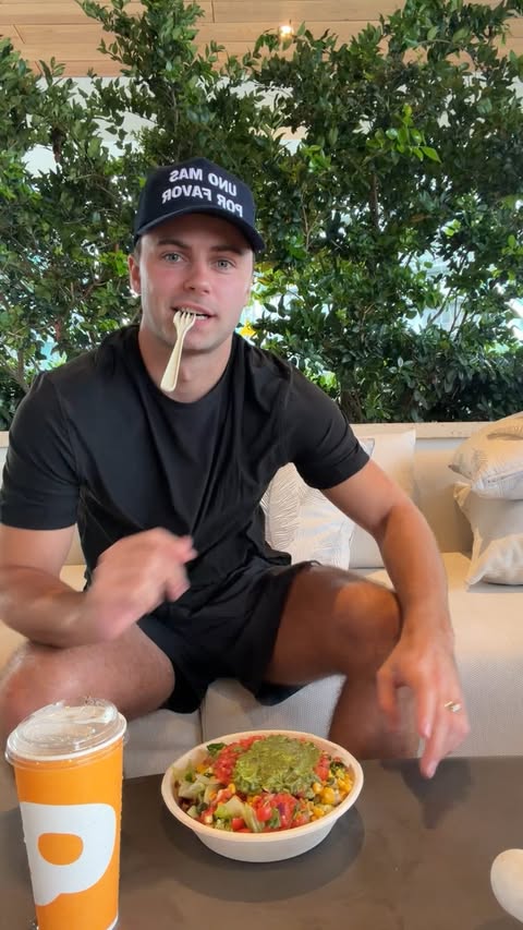Instagram post by @harryraftus for QDOBA. Caption reads: #QDOBAPartner For a post-gym meal, no one does....