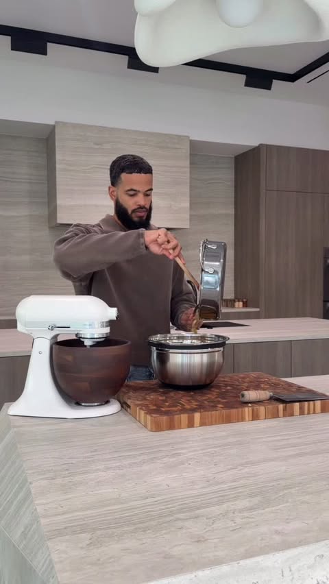 Instagram post by @desmondscott for KitchenAid. Caption reads: [...] one of my fall and winter favorites!....