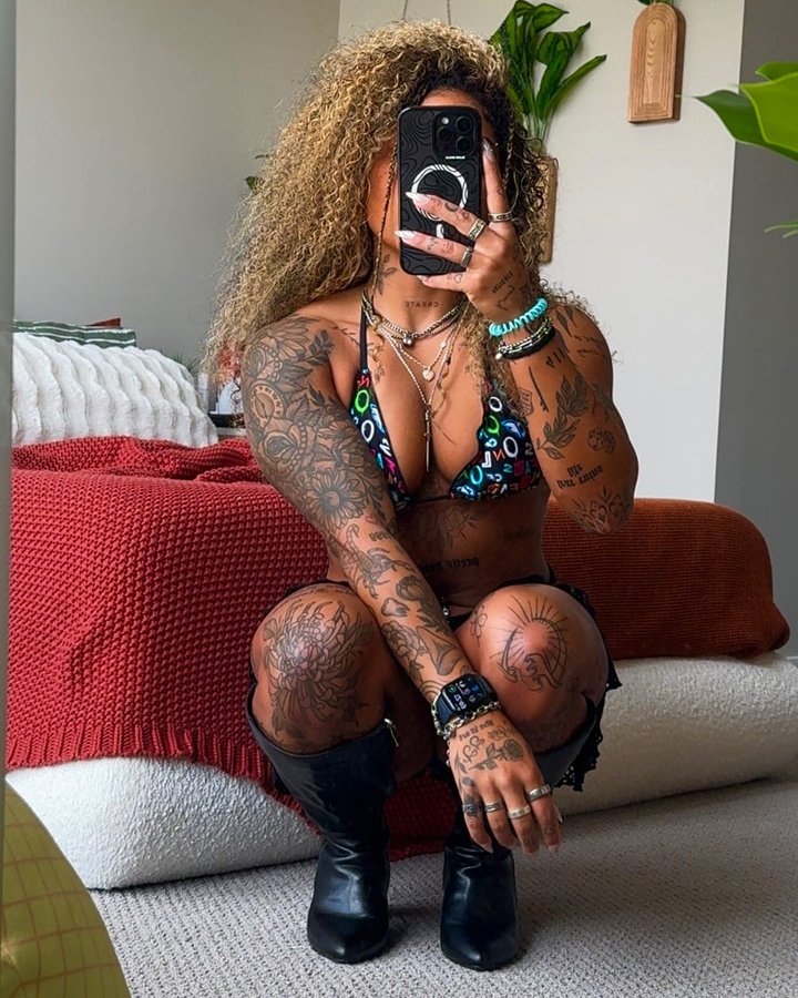 Instagram post by @ashleyshack for RYSE Supps. Caption reads: dumpy / saved the best for last.