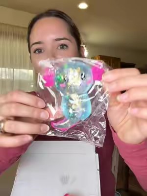 TikTok post by @cindy.vannlu for Joyfy-US. Caption reads: 4 pack of axolotl squishies! @JOYIN #squishytok....