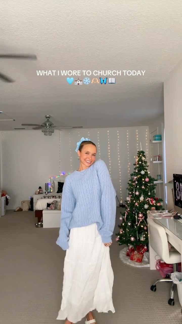 Instagram post by @gracetaylorr19 for hollister. Caption reads: outfits for church can be cute too🩵⛪️☺️❄️ I hope....