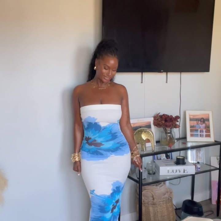 Instagram post by @cheyannenoire for Rainbow Shops. Caption reads: And if I don’t get a cute picture today ima....