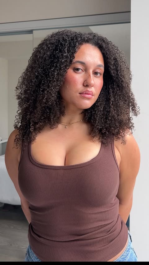 Instagram post by @simmycarr for Knix. Caption reads: [...] until I met the Uplift push-bra from @knix....