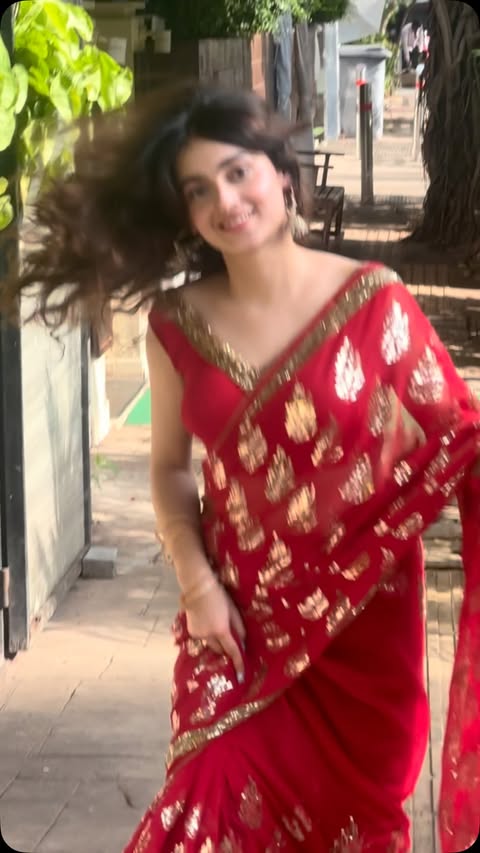 Instagram post by @vanshikaa.aaaa for Coke Studio Bharat. Caption reads: ~❤️~ . @cokestudiobharat . . @rekha_bhardwaj....