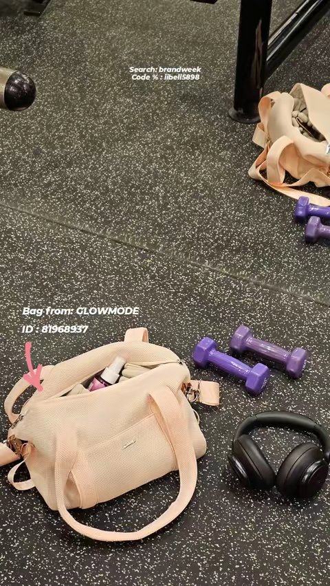 TikTok post by @iibell_ for SHEIN Sports. Caption reads: Gym outfit from @SHEIN_AR_Official @shein_sports....