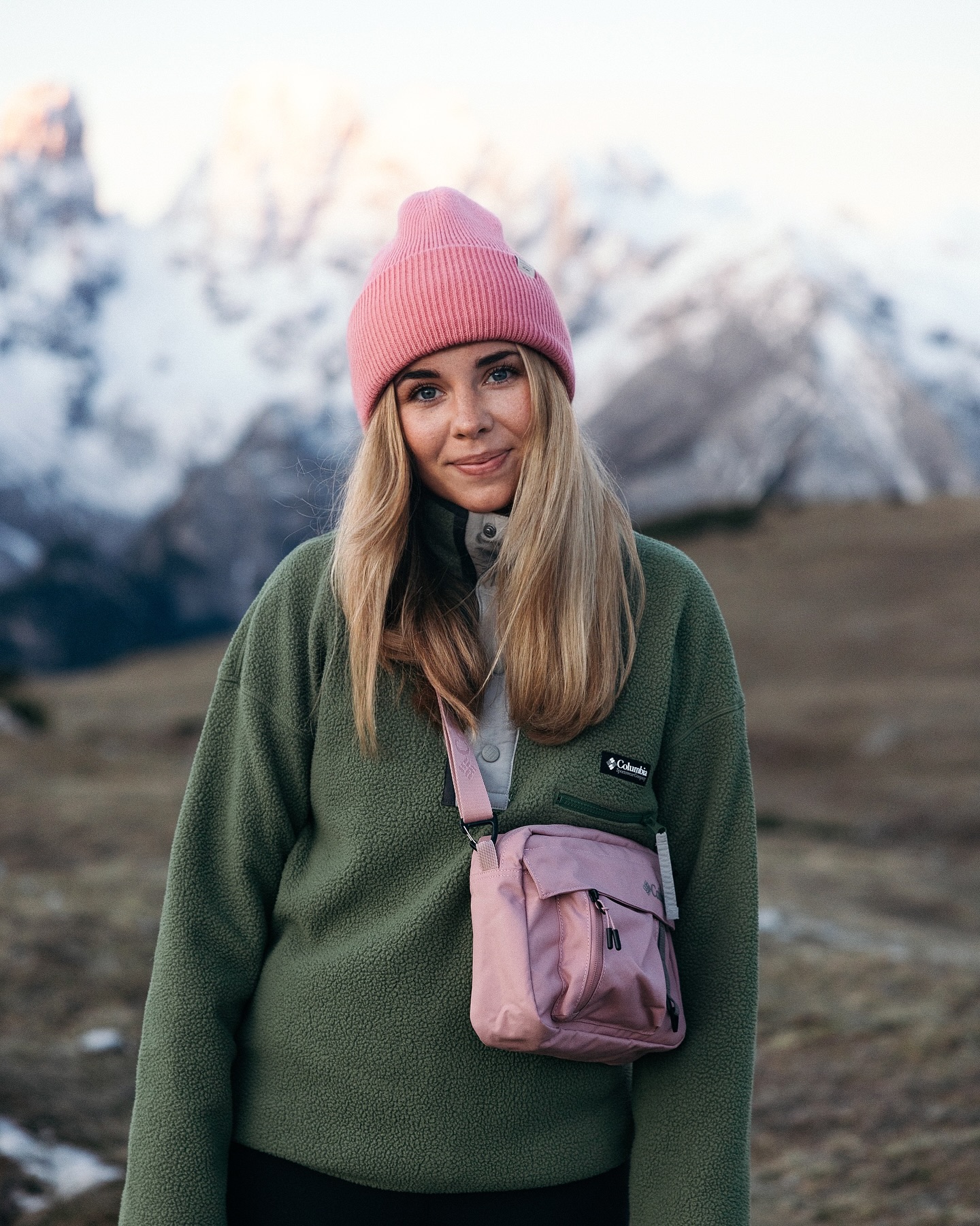 Instagram post by @katharinawildenhof for Columbia México. Caption reads: [werbung] Hiking season is finally back!....