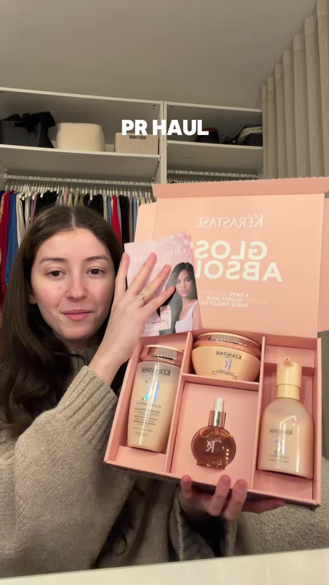 TikTok post by @by.yasssmine for Clay And Glow. Caption reads: [...] 💗 dankjulliewel @Kérastase @Clay And Glow....