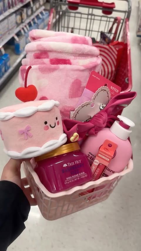 Instagram post by an influencer for Target. Caption reads: [...] ideas, follow along for more! #Targetcreator....