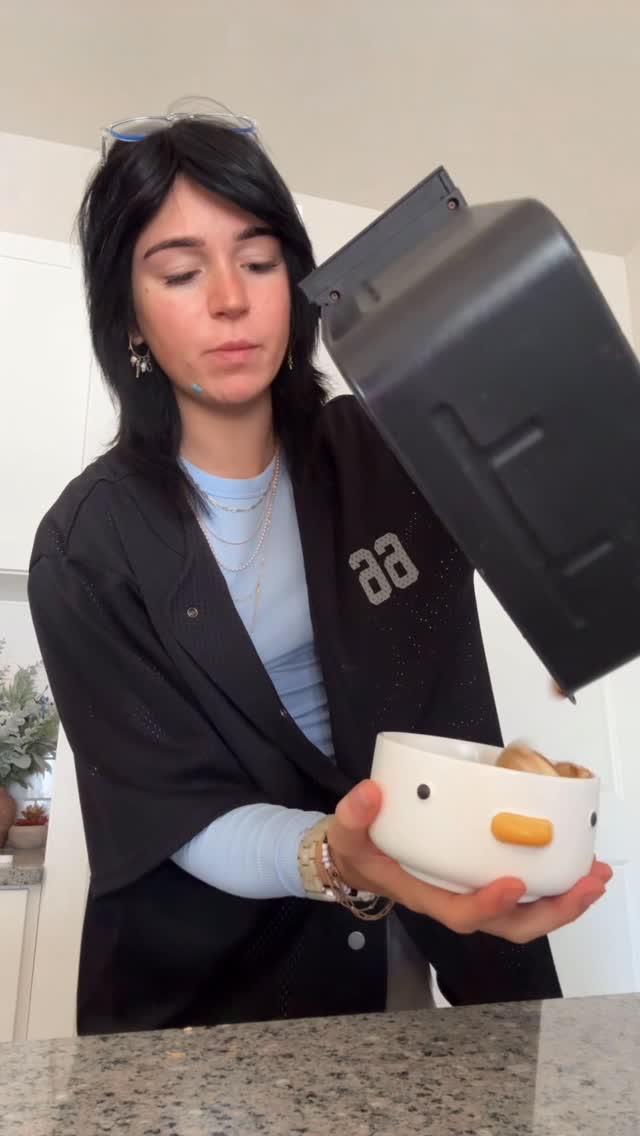 Instagram post by @thebuffunicornn for PEScience. Caption reads: trust TRUSTTTT 
-
protein powder is always from....