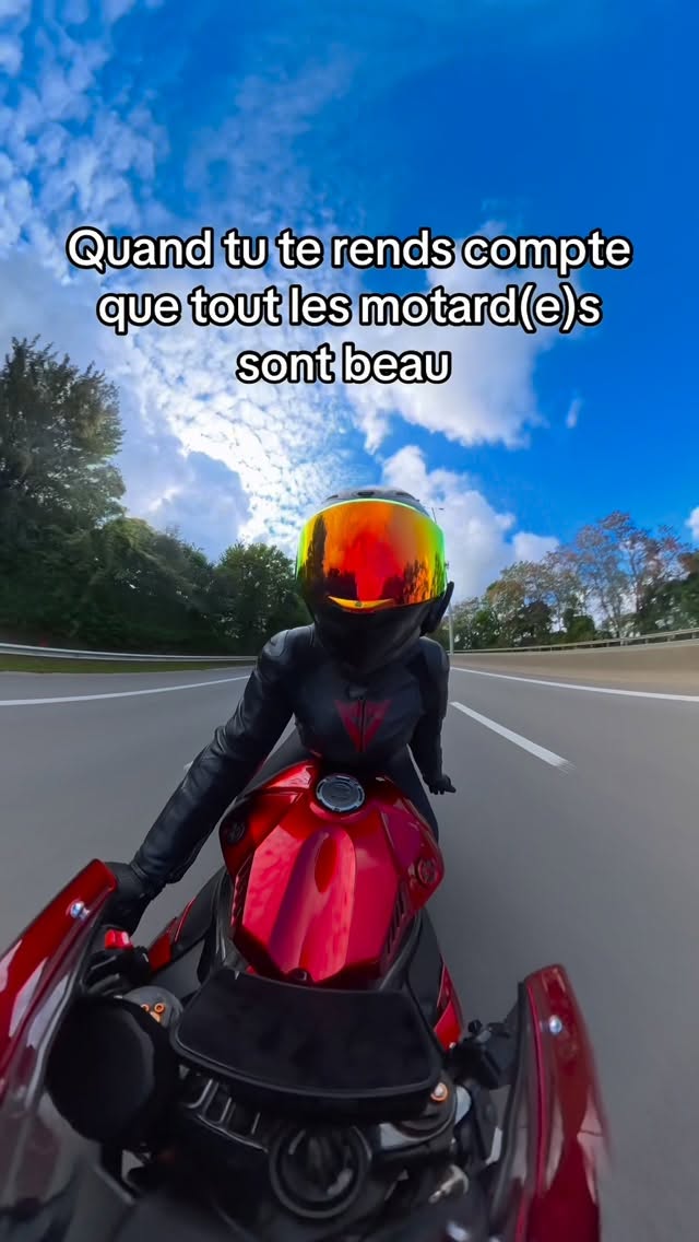 Instagram post by @jessicaaphoenix for Monster Fairings. Caption reads: Déception 💀

@bonafide - use code JESS30 for -30%....