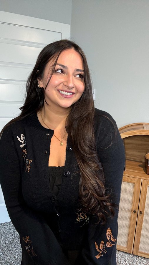 Instagram post by @farahsfantasyland for Unique Vintage. Caption reads: [...] gorgeous and beautiful tops are from....