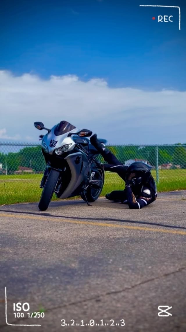 Instagram post by @ghost_1krr for KYT Americas. Caption reads: [...] 📸 - @Insta360 🔊 - @cardosystems 🪖-....