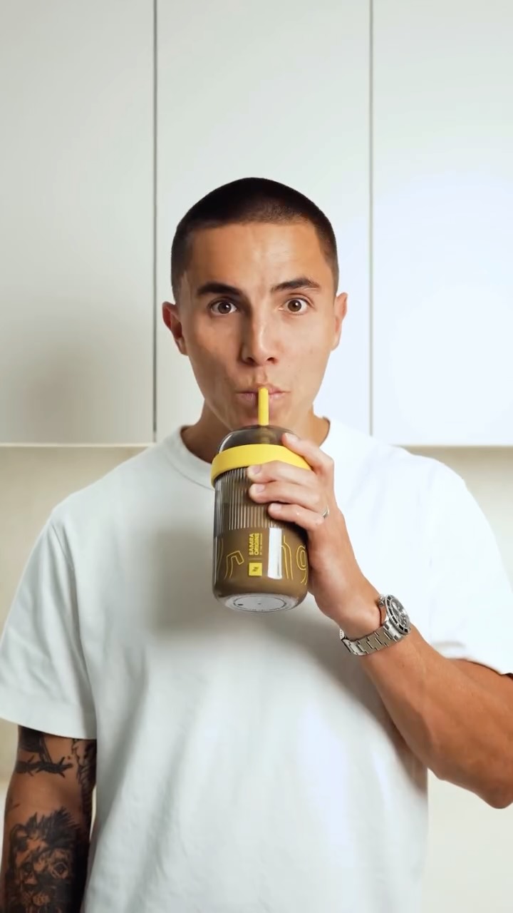 Instagram post by @realdavidluu for Nespresso. Caption reads: Nespresso nově přišlo s limitovanou edicí Samra....