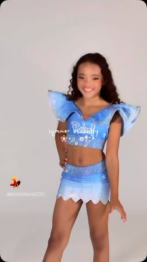 Instagram post by @emmamaria2017 for Rebel Athletic Women. Caption reads: My first time @rebelathleticgirls HQ!! Was such a....