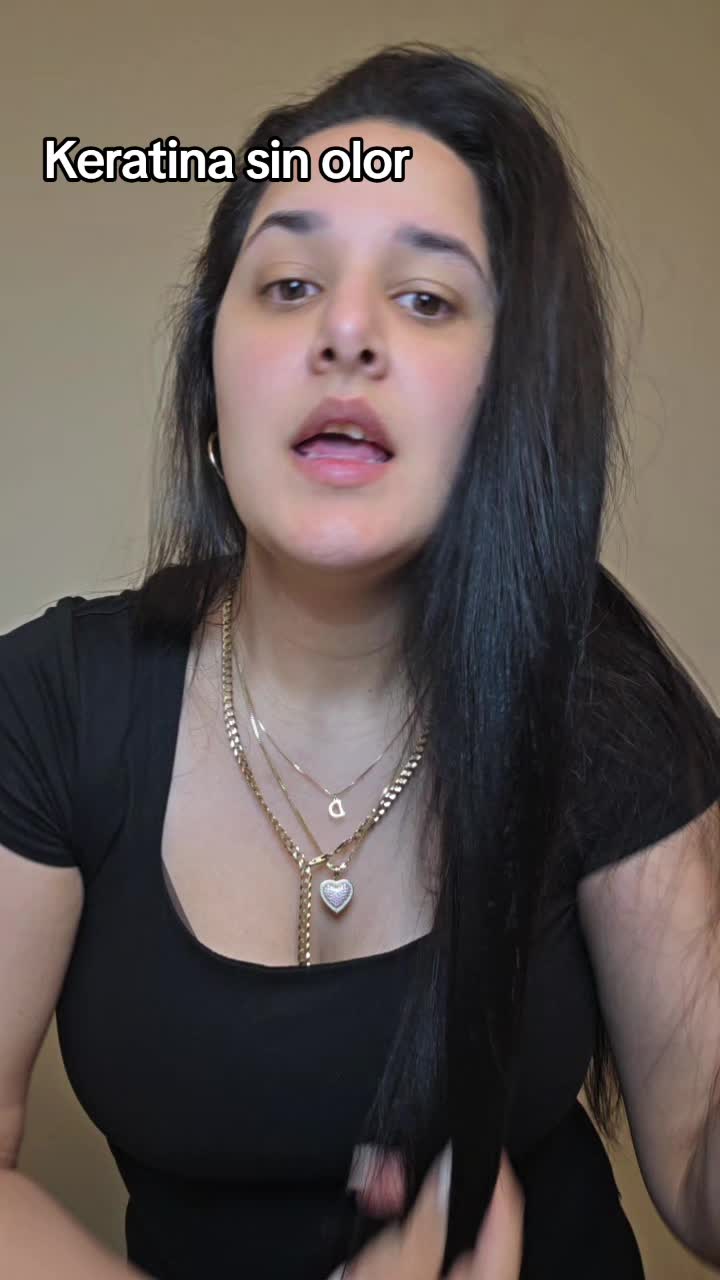 TikTok post by @danielaleon072000 for Kachita Spell. Caption reads: #keratina #viral #tiktok @Kachita Spell.