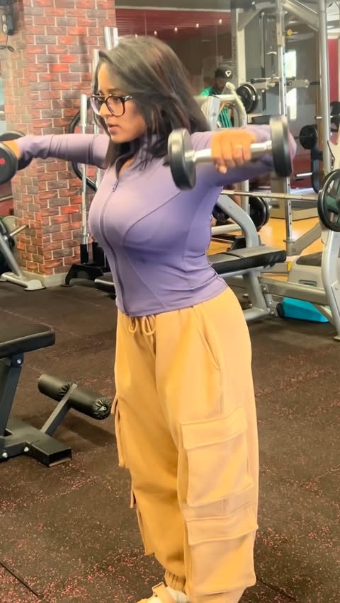 Instagram post by @hunk.studs.india for Facebook. Caption reads: [...] @fitx1fitnessofficial @facebook @instagram....