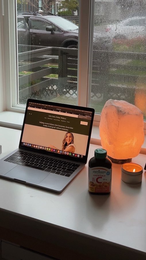 Instagram post by an influencer for Jamieson Vitamins. Caption reads: Tis the Season of coughs and sneezes. ways to....