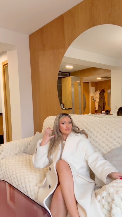 Instagram post by @meettikaa for slashop. Caption reads: Easy sofa makeover with @slashopofficial 🛋️

Get....