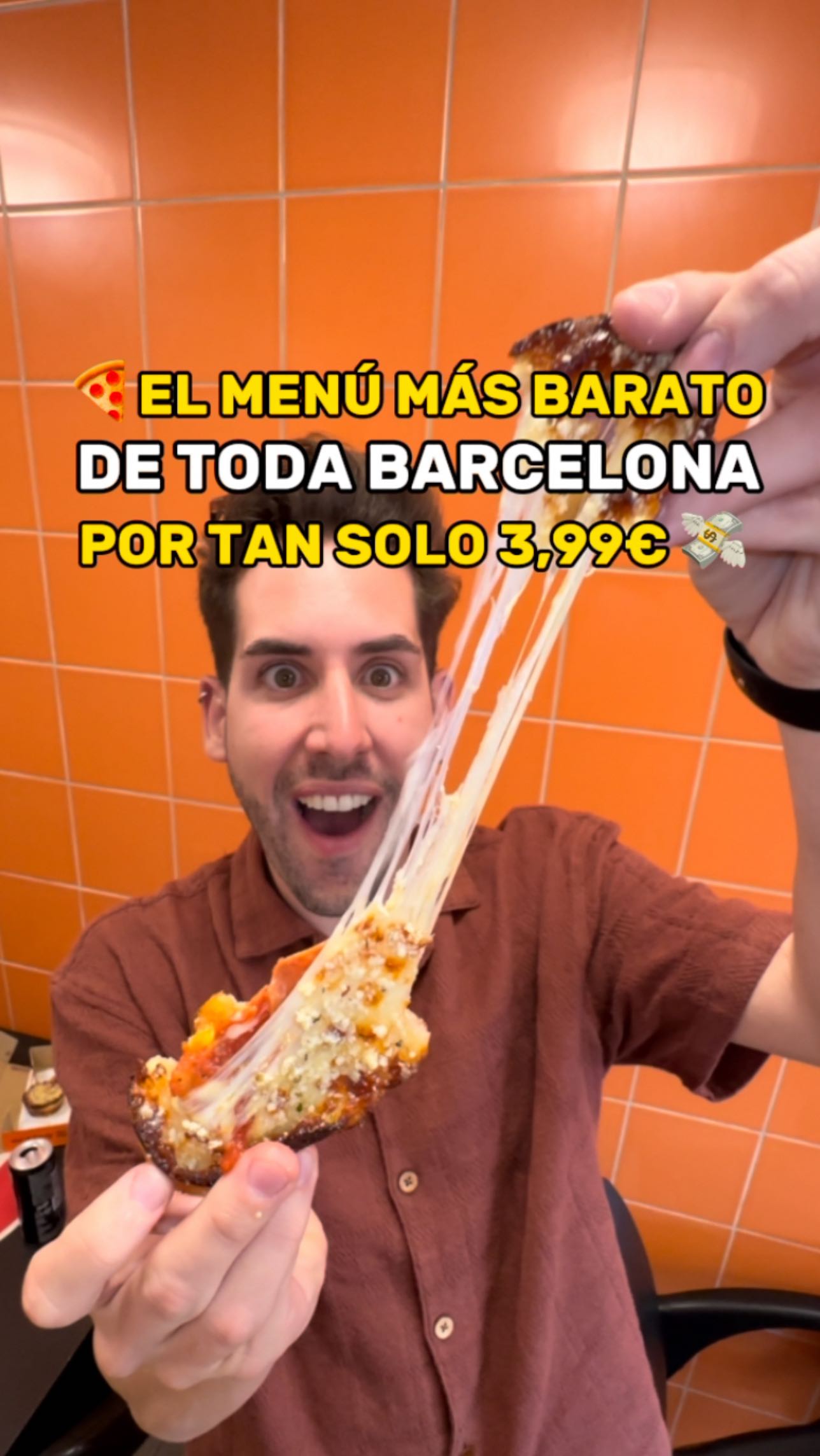 Instagram post by @elviajedeivan for Little Caesars. Caption reads: 💸NUEVO MENÚ POR SOLO 3,99€ EN BARCELONA🍕 

🔥....
