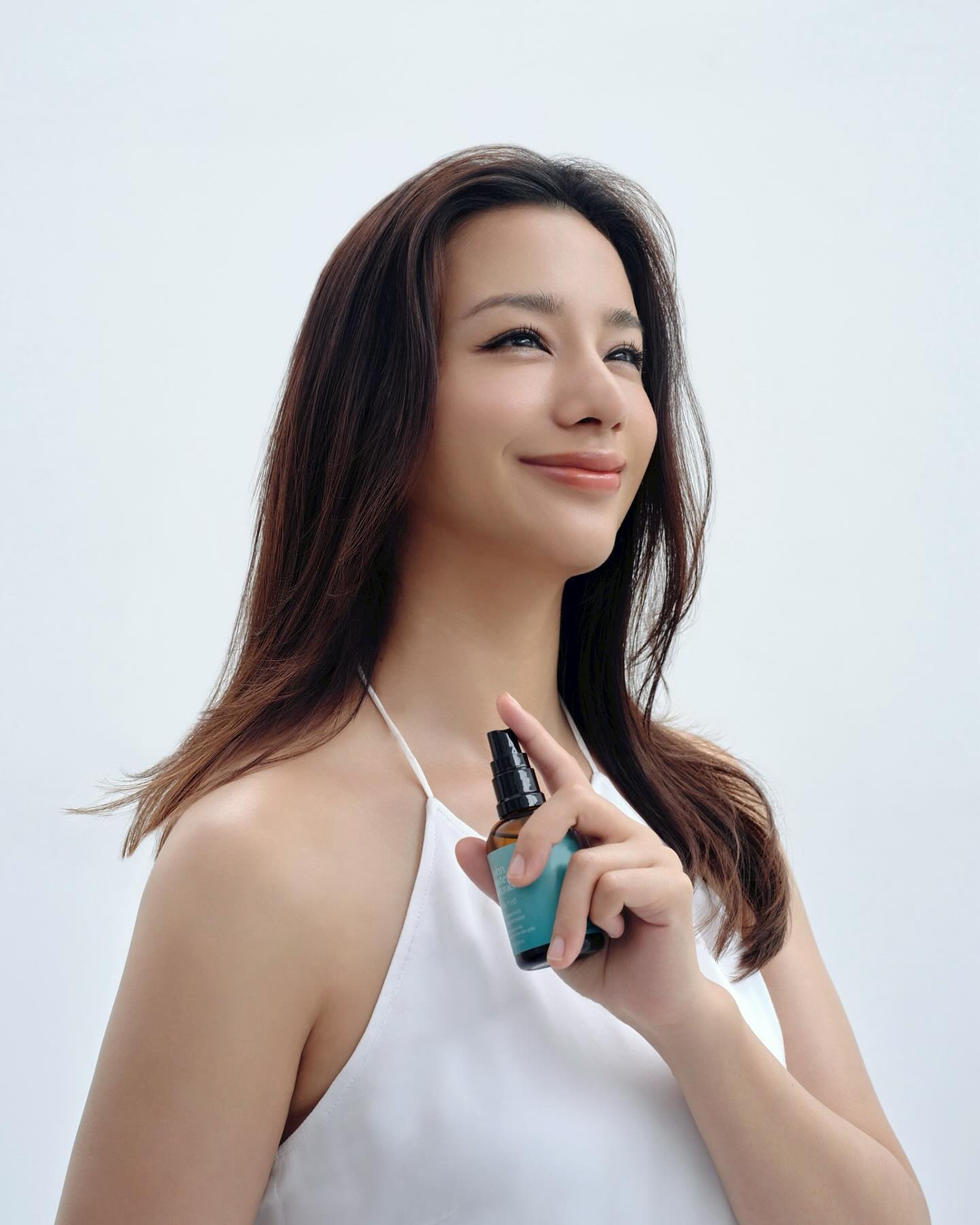 Instagram post by @maryjuntakahashi for John Masters Organics (HK). Caption reads: 5/1発売　@johnmastersorganics_japan ....