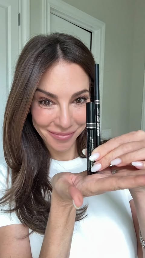 Instagram post by @elisetabin for Billion Dollar Beauty. Caption reads: You know what’s cute? Perfectly sculpted brows.....