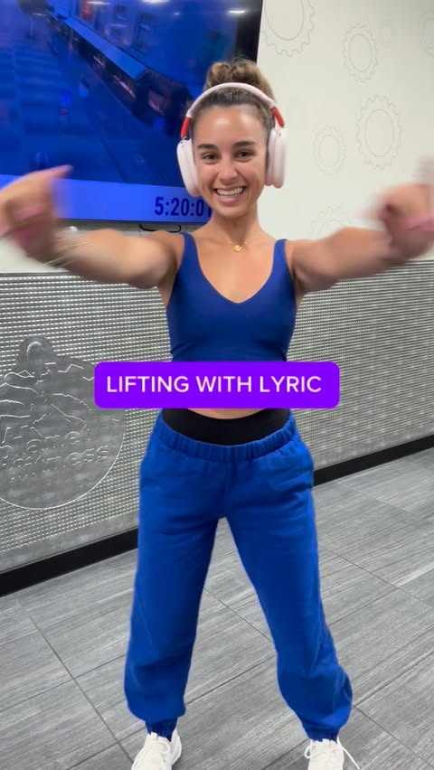 Instagram post by @lyricmedeiros for Planet Fitness. Caption reads: [...] on my workout without feeling judged—Planet....
