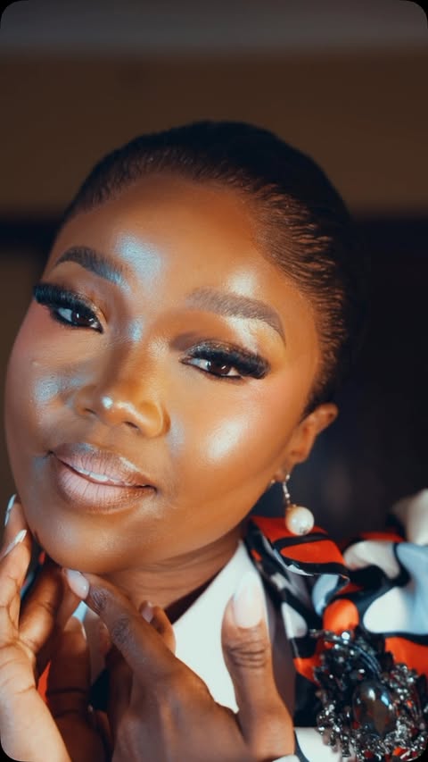 Instagram post by @zanelepotelwa for Luvme Hair. Caption reads: [...] This stunning Lagos Hairline unit from Luvme....