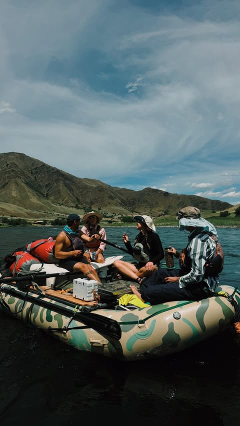 Instagram post by @wearediirt for Teva. Caption reads: [...] river trip in the books we put the @teva....