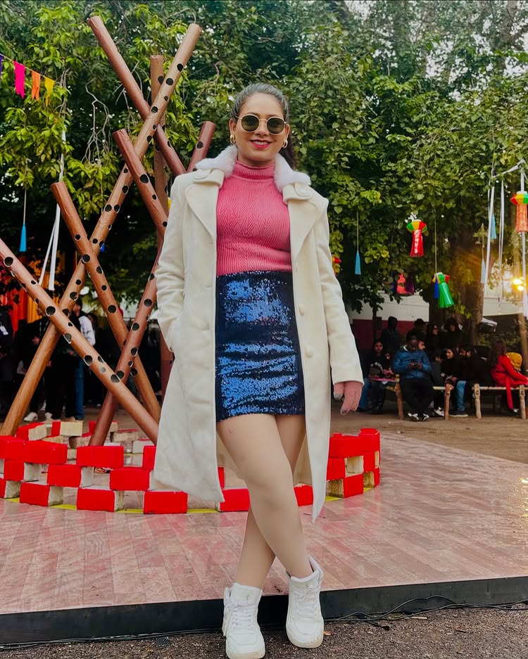 Instagram post by @ananyagupta_official for MyGlamm. Caption reads: Some glimpse of last night event....