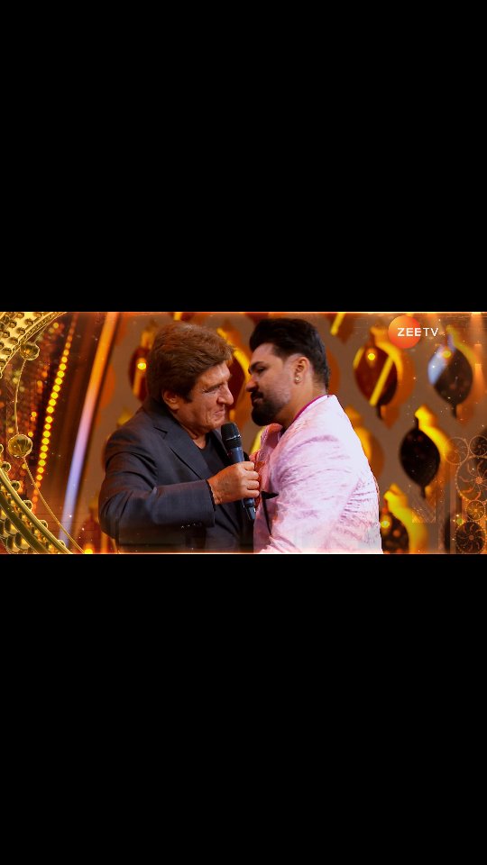Instagram post by @aaryababbar222 for Colgate Inn. Caption reads: Apne pita, Raj Babbar ke haathon se award jeetkar....