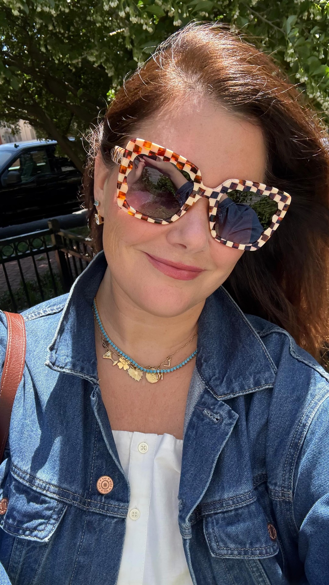 Instagram post by @thecattspjs for Aurate New York. Caption reads: What I wore on this wholesome little Sunday:

Set:....