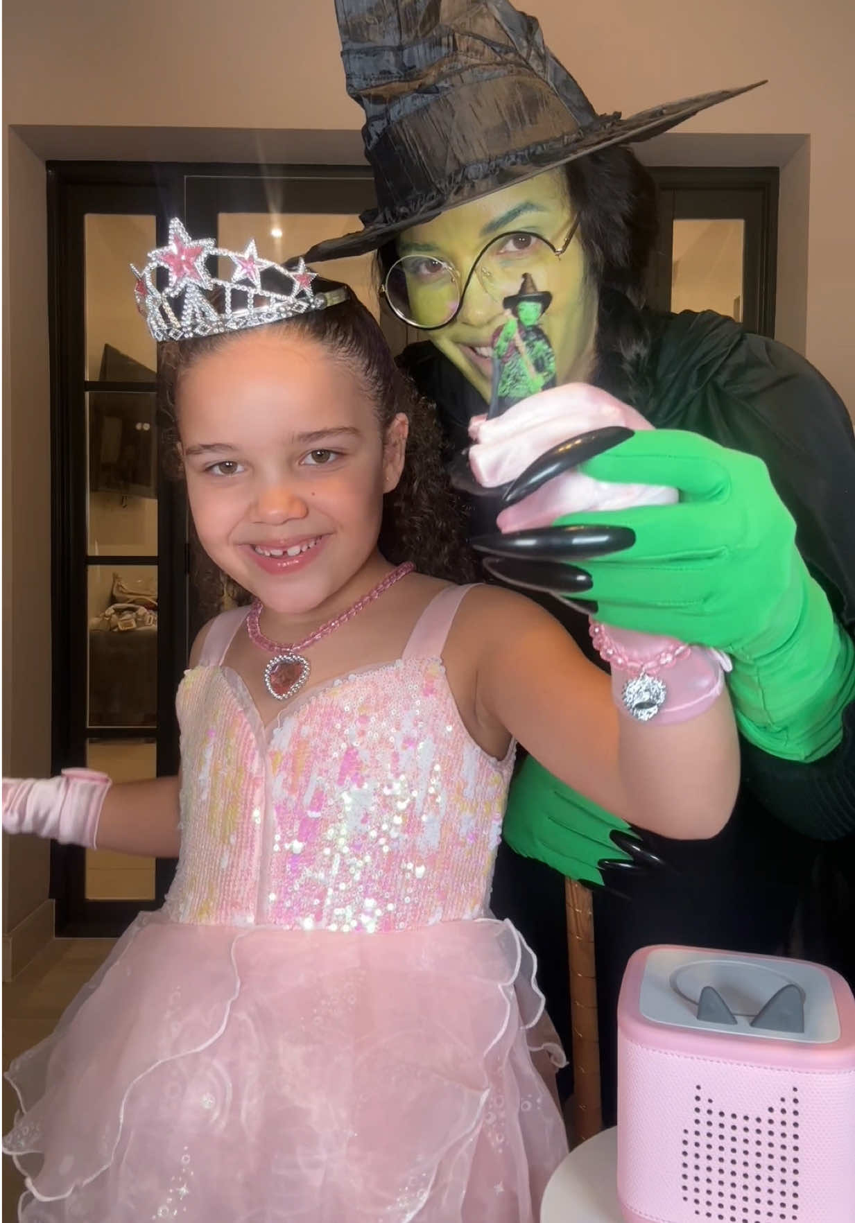 TikTok post by @aliyahxelia for tonies. Caption reads: 🩷💚 Make sure you watch till the end for a....