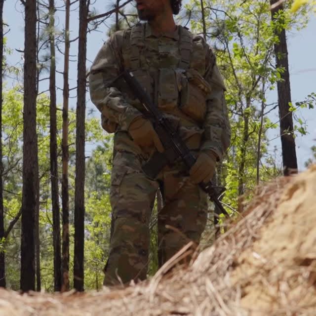 Instagram post by @stevenkelly for GoArmy. Caption reads: [...] of my life. When I partnered with @goarmy ,....