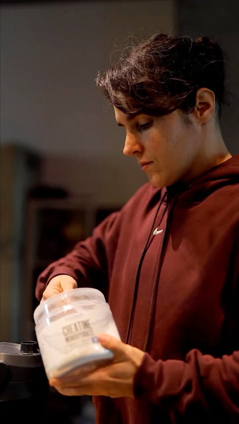 Instagram post by @iremirdem for Supplementler.com. Caption reads: Olmazsa olmaz 😎 @supplementler #işbirliği.