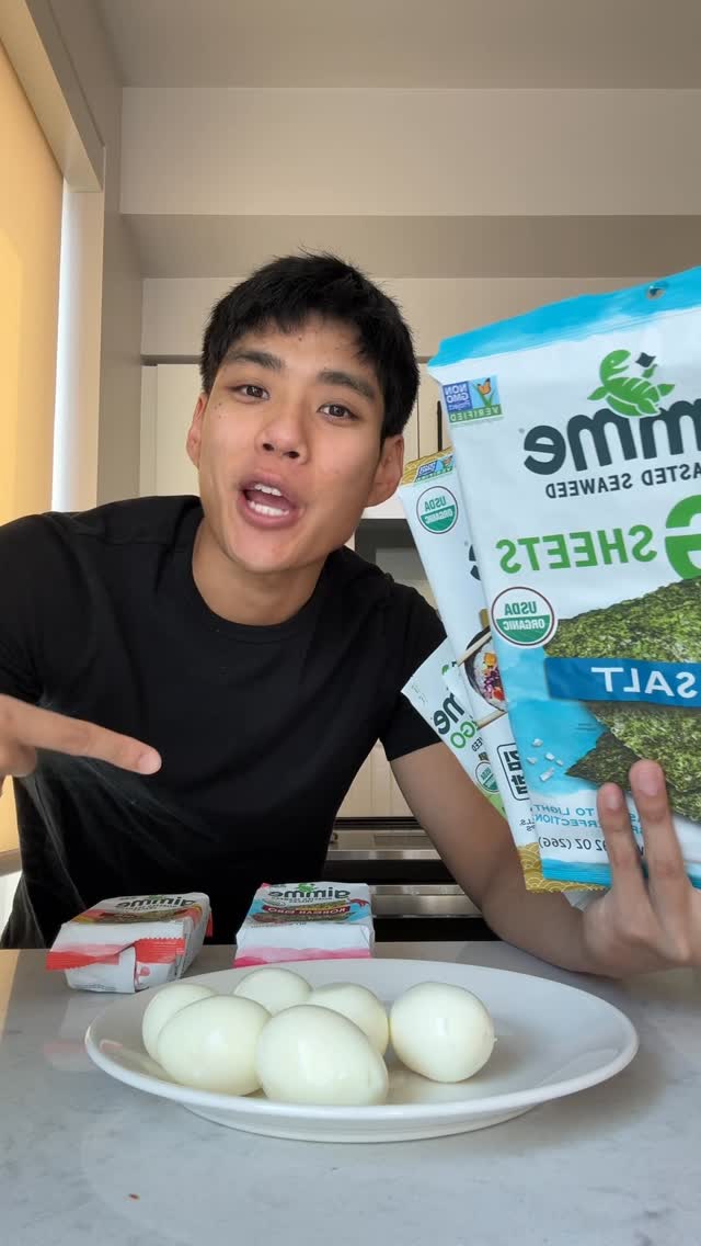 Instagram post by @alexkhosieyo for Gimme Seaweed. Caption reads: Do the #HolySheetChallenge and show off how YOU....