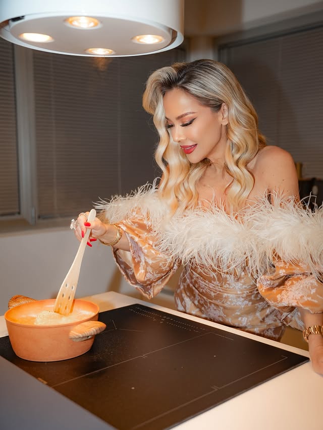 Instagram post by @majasuput for Electrolux. Caption reads: [...] više dizajnerski komad nego alat za....