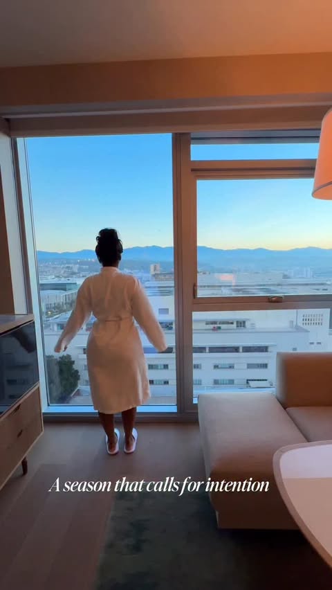 Instagram post by @heyitstyhill for Marriott Hotels & Resorts. Caption reads: #marriottpartner Comment ‘Travel’ or ‘Save’ for....