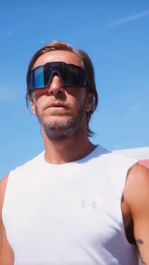 Instagram post by @massimoambrosini for Under Armour Run. Caption reads: #adv Keep running 🏃 @underarmour @uarunning.
