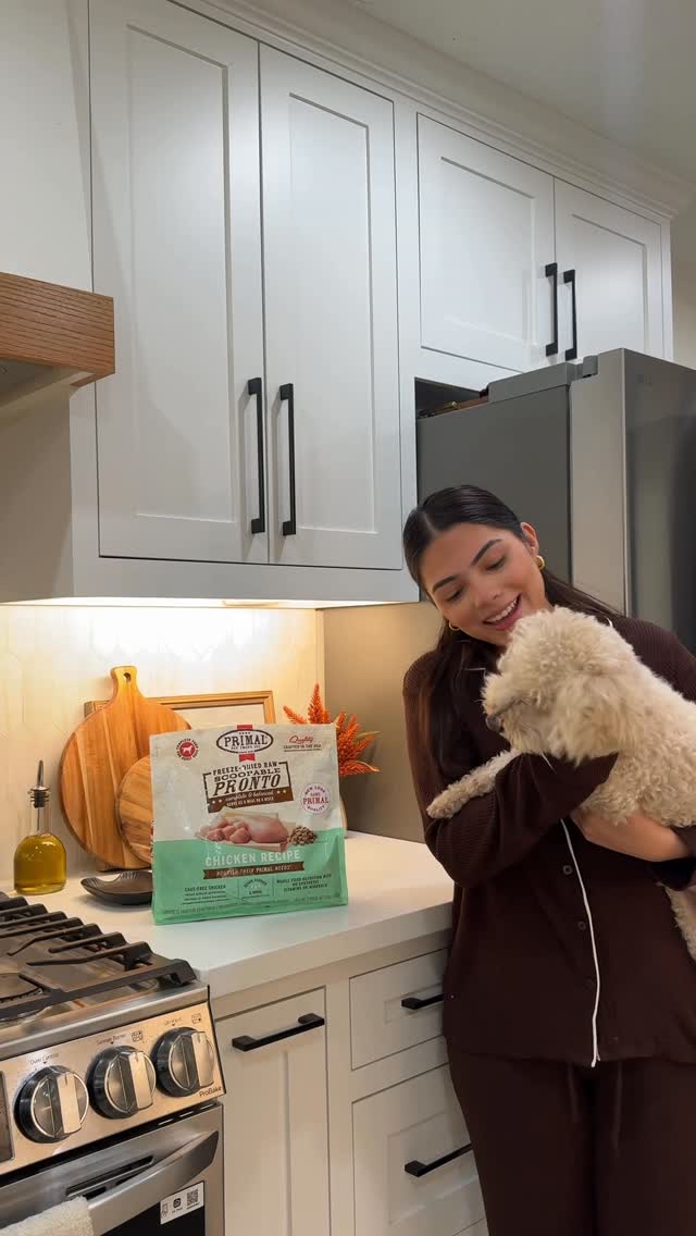 Instagram post by @jasmineeileenn for Primal Pet Foods. Caption reads: #AD Real food. Real love. 🐾
Healthy pets start....