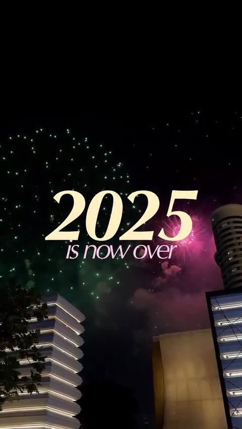 Instagram post by @le_kwochu_kutty for Stayfree. Caption reads: [...] Feeling comfortable on heavy-flow....