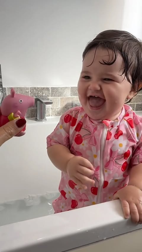 Instagram post by @harperpoppywebb for TOMY. Caption reads: [...] Great for bath or paddling pool Gifted....