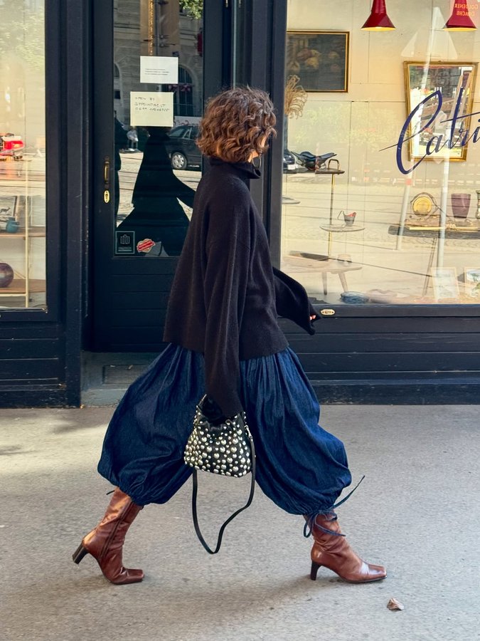 Instagram post by @quida._ for Jerome Dreyfuss. Caption reads: ad 👜 some sparkles on my @jeromedreyfuss Rivets....