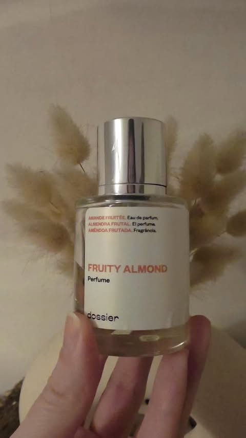 Instagram post by @thewoodwardsworld_ for Dossier. Caption reads: [...] smell expensive at affordable prices thanks....