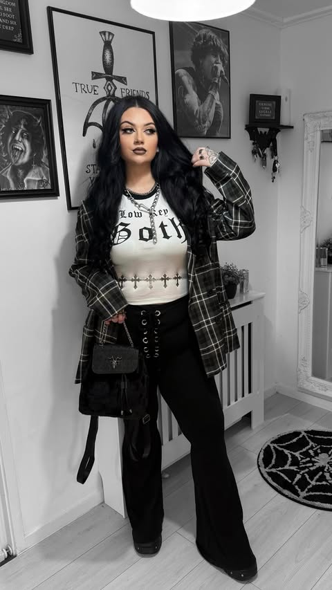 Instagram post by @beautevil.corpse for Blackcraft Cult. Caption reads: [...] use code BEAUTEVILCORPSE20 to save....