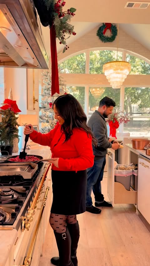 Instagram post by @blissfulhomedecor for Dawn. Caption reads: #ad I love this time of year. Cozy, warm food and....