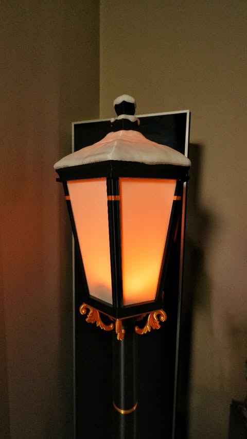 Instagram post by @esun3dprinting for Creality. Caption reads: 3D Printed Christmas Lamppost 
Daily Dose - Day....