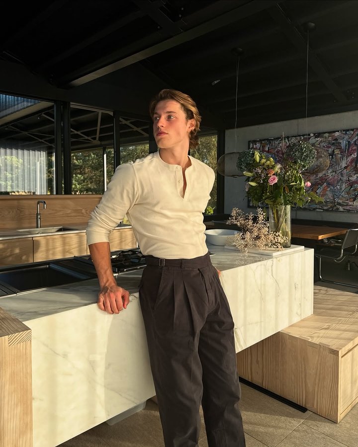 Instagram post by @wolfalexanderl for Bonobos. Caption reads: Cozy weather calls for cozy clothing @bonobos....